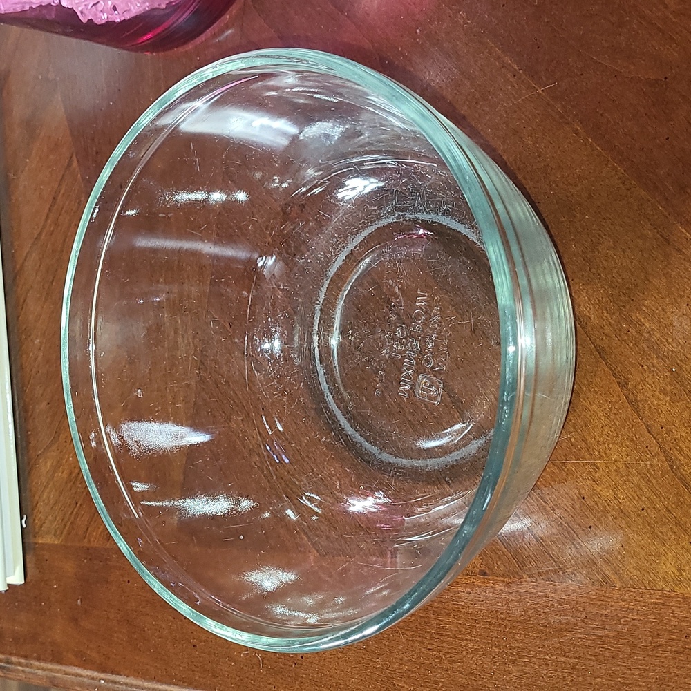 Anchor Hocking mixing bowl, Vintage